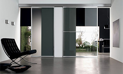 Porta mod. Unika alluminio vetro